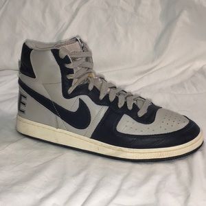 Nike Dunk Hi Georgetown